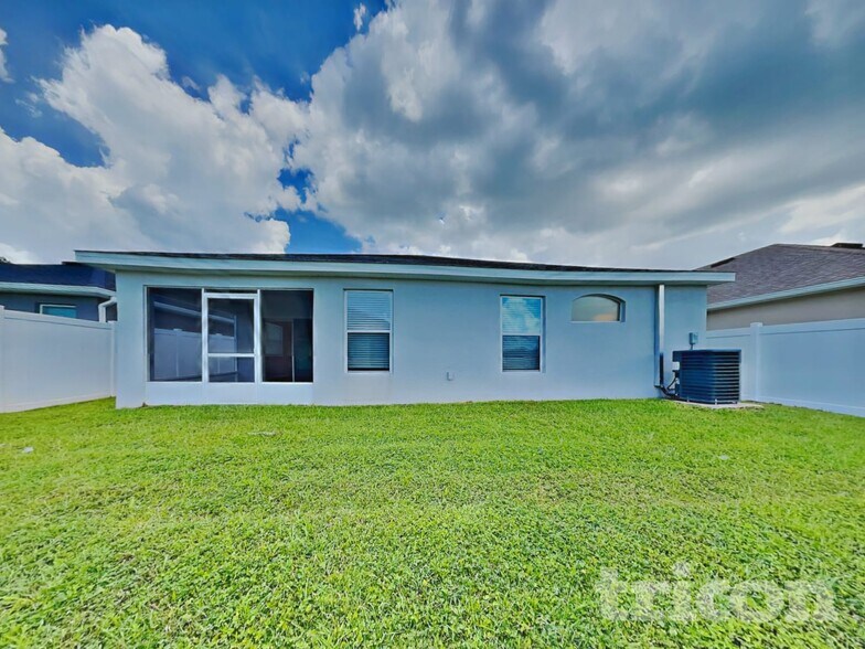 Building Photo - 8070 Diamond Creek Ln