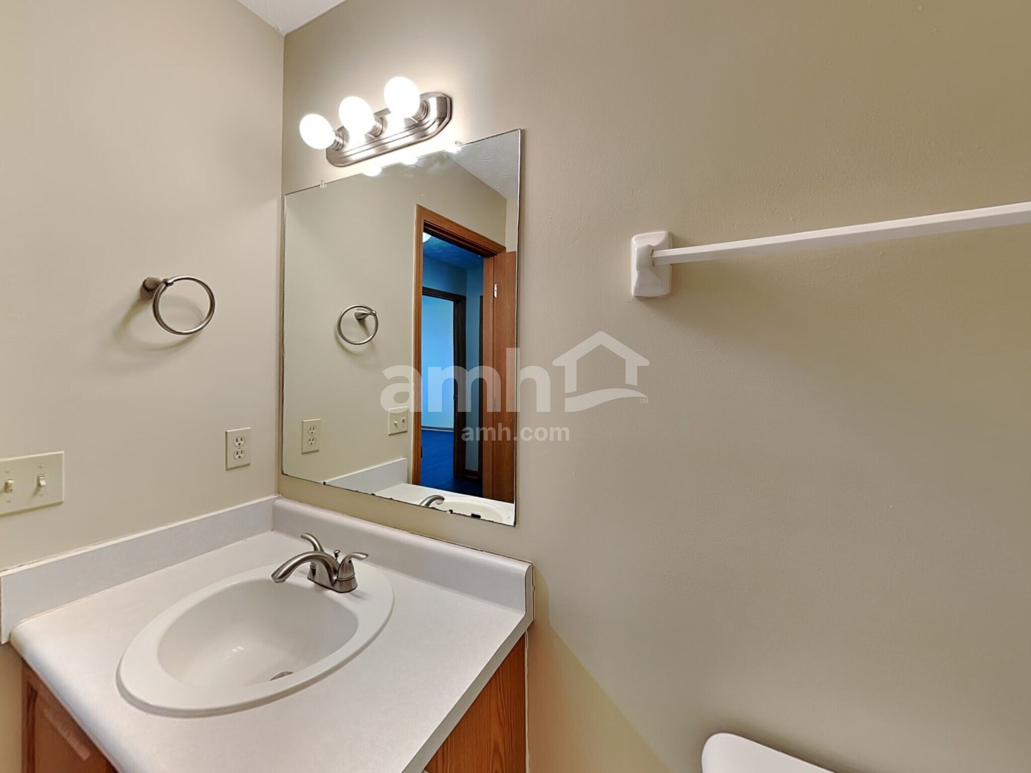 Building Photo - 4226 Sestos Dr