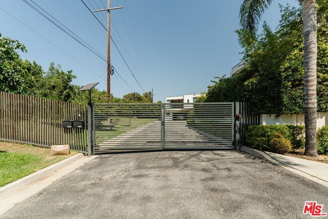 Building Photo - 3785 W Livia Ln