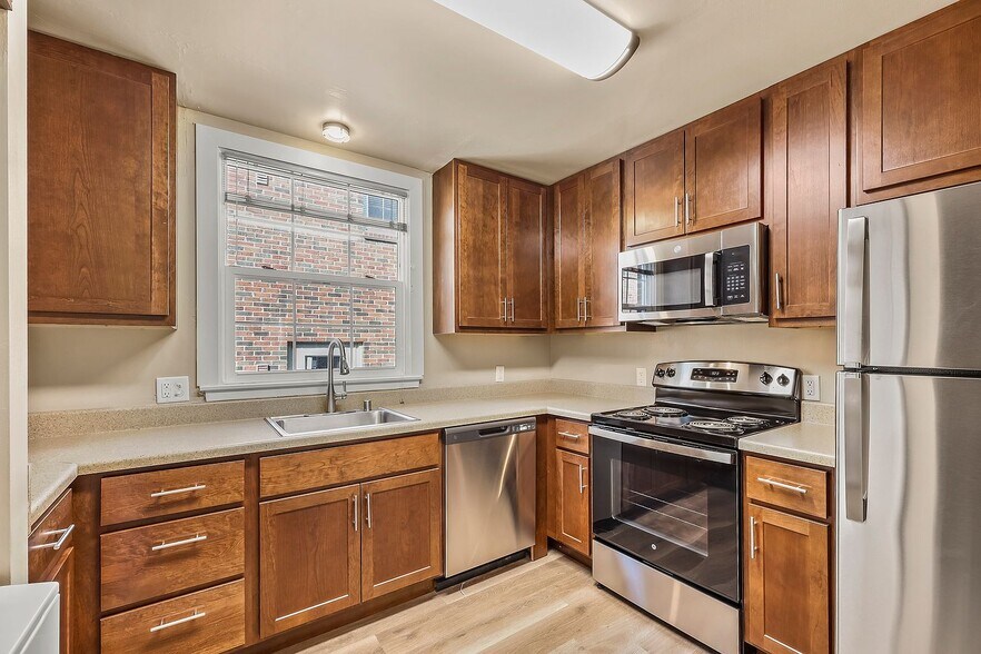 Building Photo - 7530 S Greer Ln