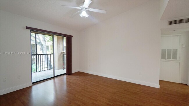 Building Photo - 15570 SW 105th Ln