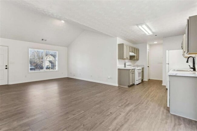 Building Photo - 410 Shenandoah Ct