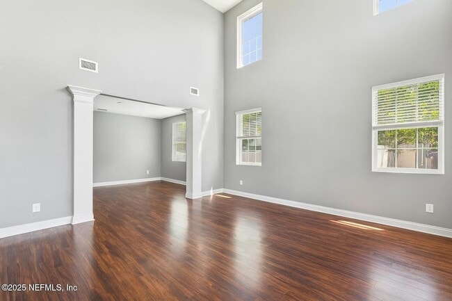 Building Photo - 11725 Paddock Gates Dr