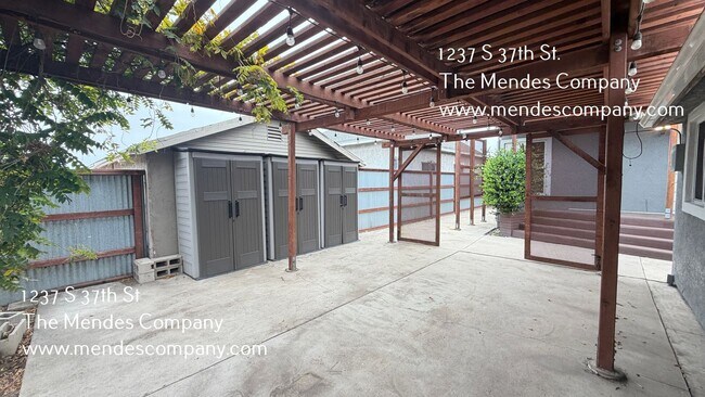 Building Photo - 1237 S 37th St
