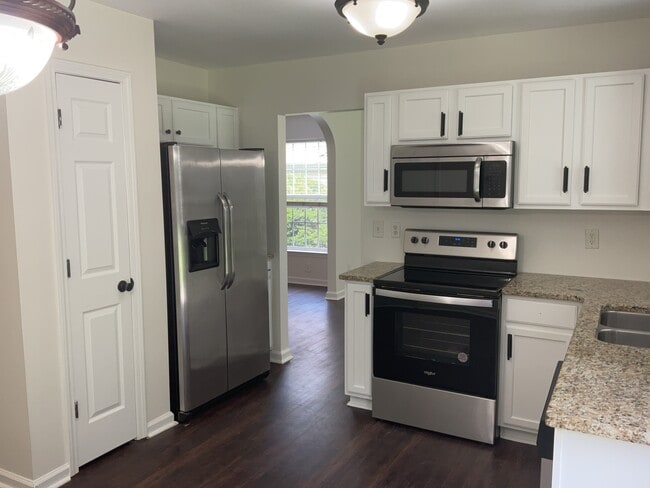 Building Photo - 1421 Juniper Hills Ln