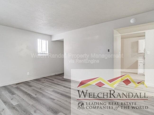 Building Photo - 848 E 5300 S