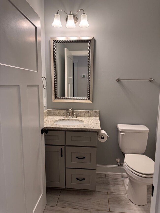 Building Photo - 3 Bedroom || 2 Bathroom Home in Forest
