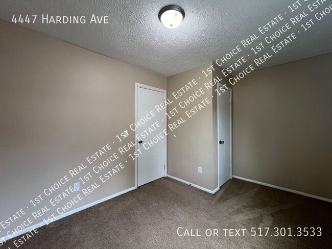 Building Photo - 4447 Harding Ave