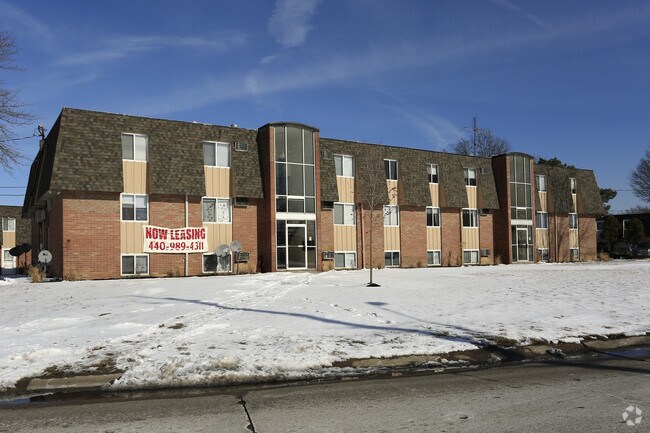 Primary Photo - Beavercrest Gardens