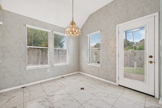 Building Photo - 12338 Ashford Hollow Dr