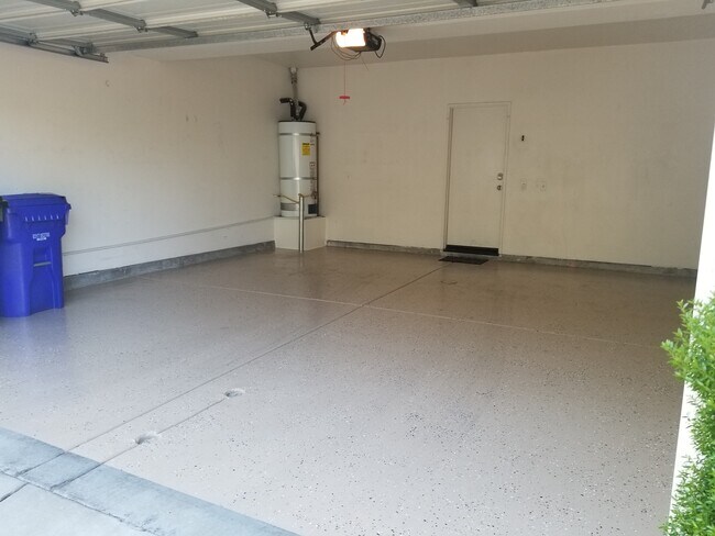 Building Photo - 12267 Chantrelle Dr