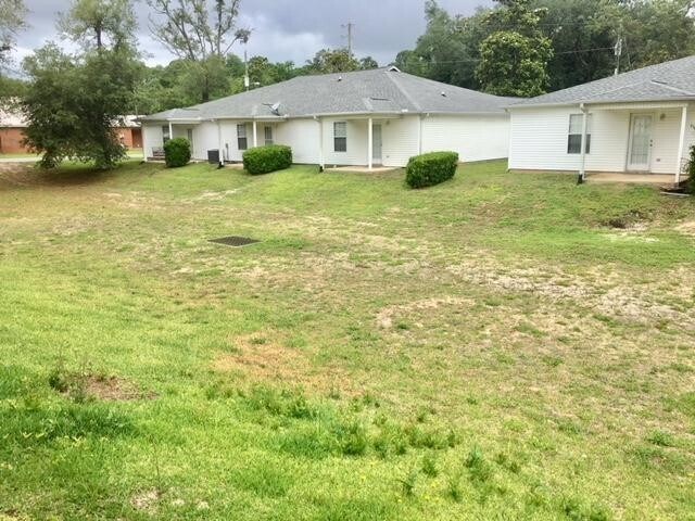 Building Photo - 2 bedroom/2 bathroom/2 car garage town hom...