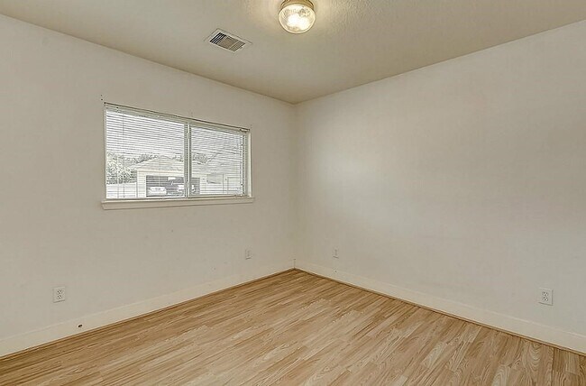 Building Photo - 6302 Torrance Elms Ct