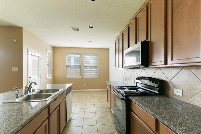 Building Photo - 20323 Mathis Landing Dr