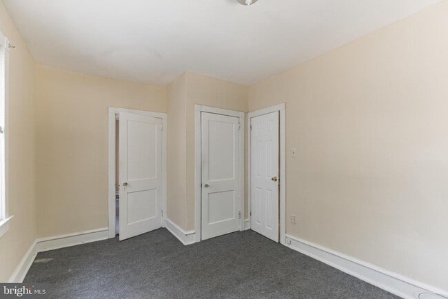 Building Photo - 4812 E Roosevelt Blvd