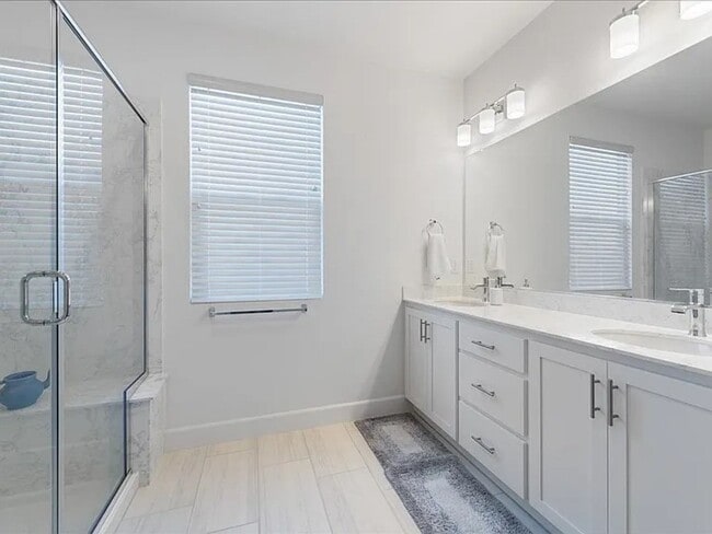 Building Photo - Beautifully maintained home located in a quiet, desirable Pittsburg neighborhood.