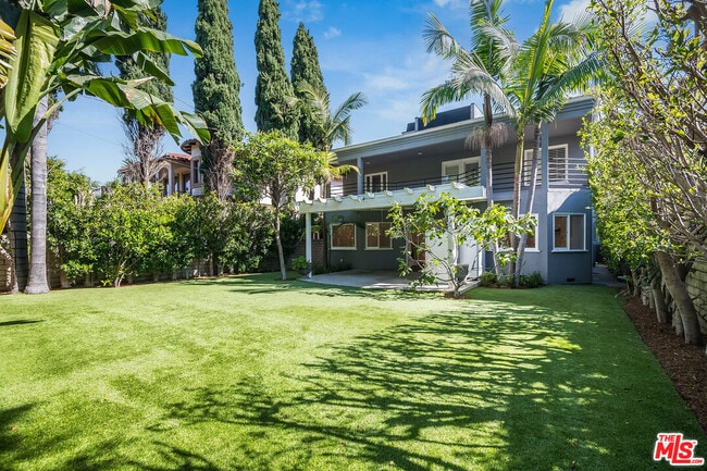 Building Photo - 161 N Hamel Dr