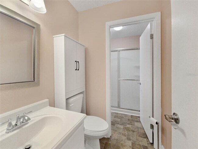 Building Photo - 504 Silver Course Cir