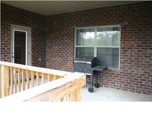 Building Photo - 658 Red Fern Rd