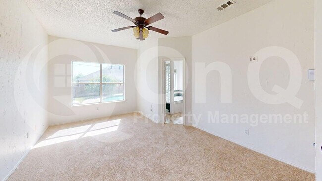 Building Photo - 6717 Smallwood Dr
