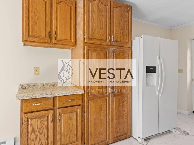 Building Photo - 78 Old Oak Hill Rd