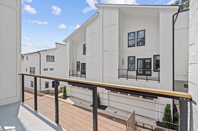 Building Photo - 112 Lepak Ln