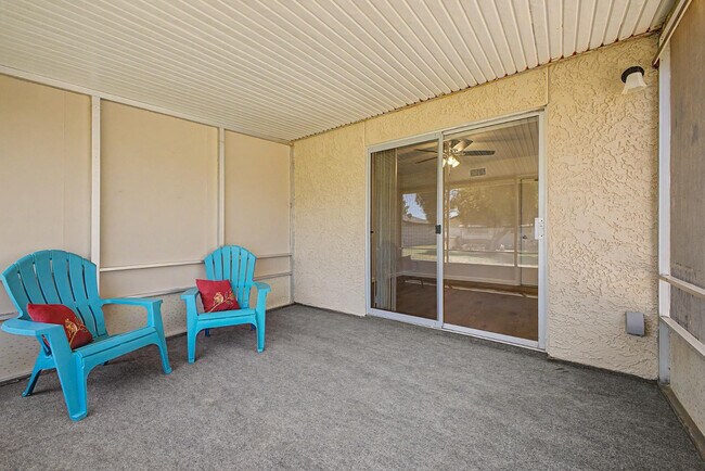 Building Photo - 10141 N 97th Dr