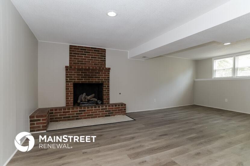 Building Photo - 10300 W 56th St