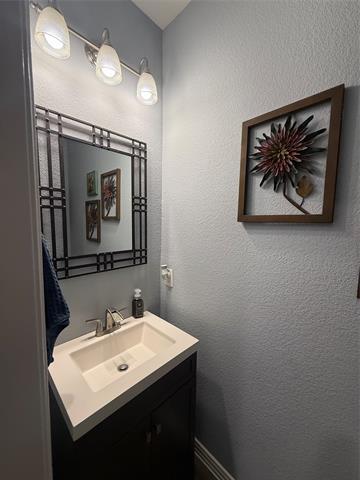 Building Photo - 16721 Stillhouse Hollow Ct
