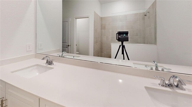 Building Photo - 8318 Waterscape Rd