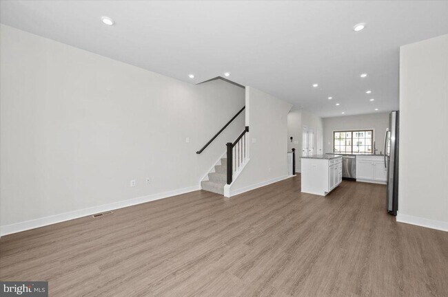 Building Photo - 19822 Habitat Ter