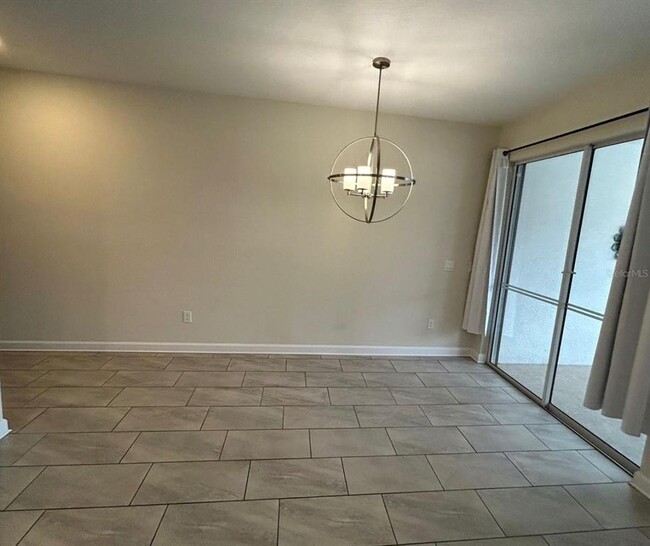 Building Photo - 4808 Romeo Cir