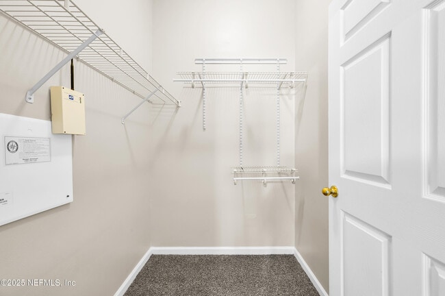 Building Photo - 7920 Merrill Rd