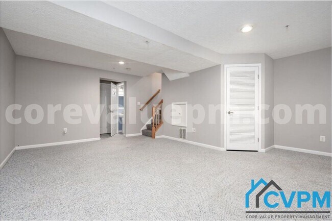 Building Photo - 809 Patuxent Run Cir