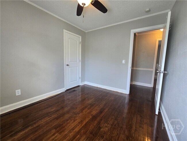 Building Photo - 309 E 58th St