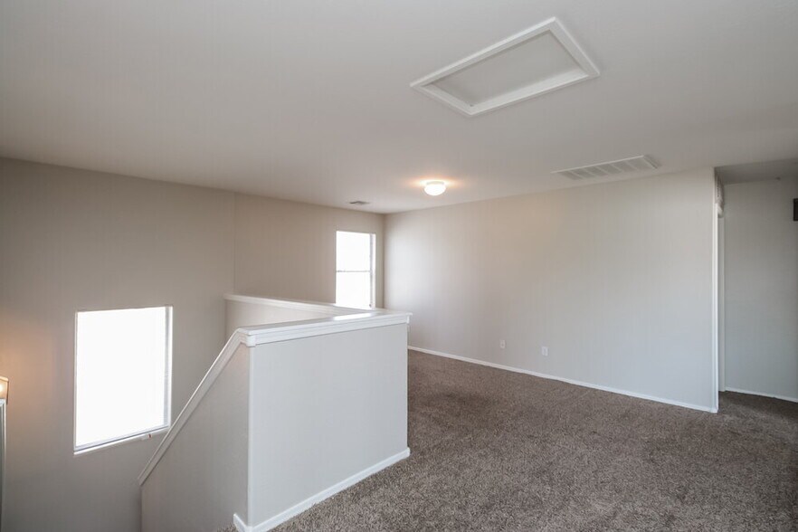 Building Photo - 2205 N 91st Gln