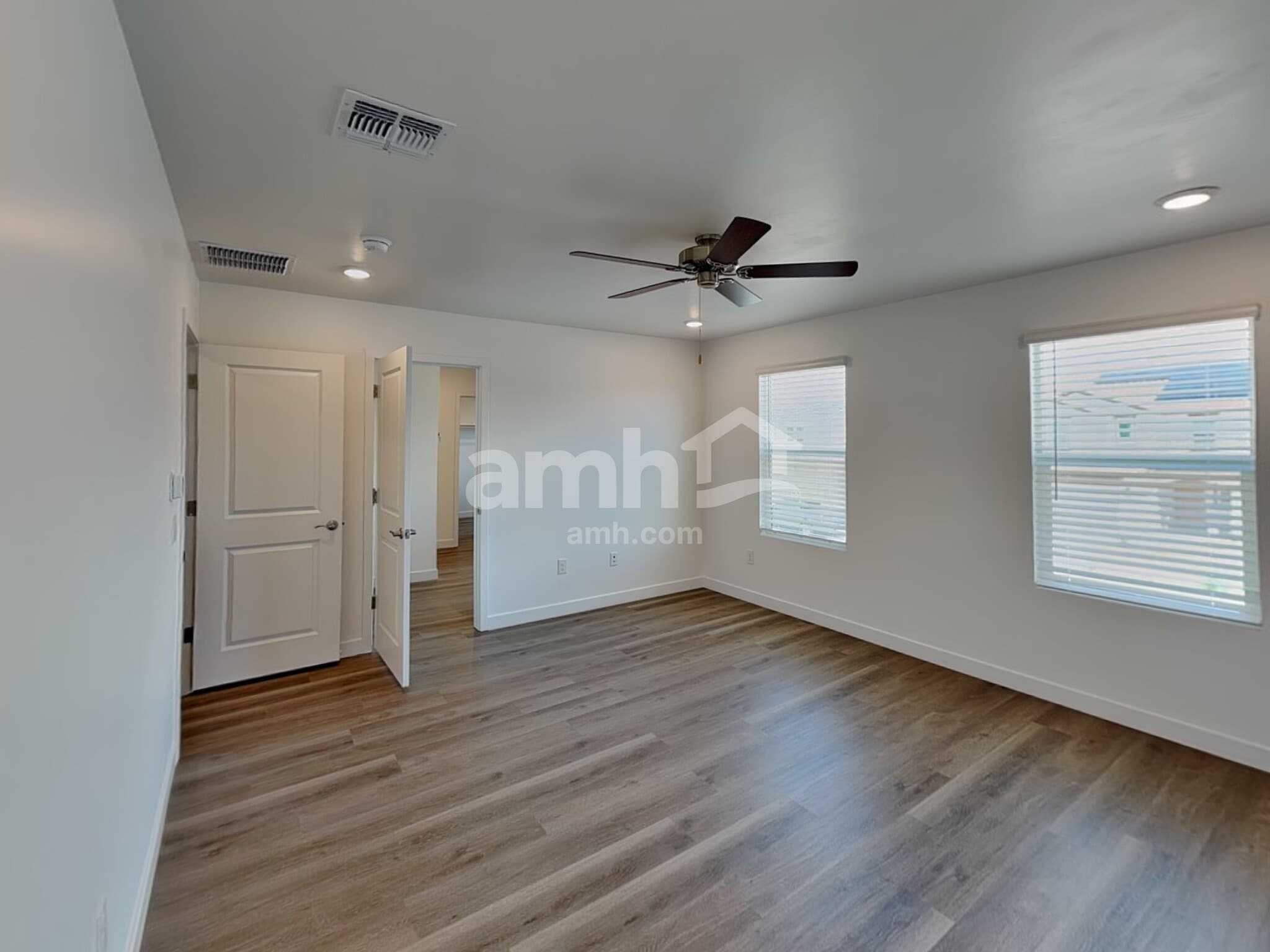 Building Photo - 6466 E Paseo Alga