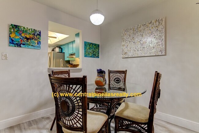 Building Photo - 175 116th Ave