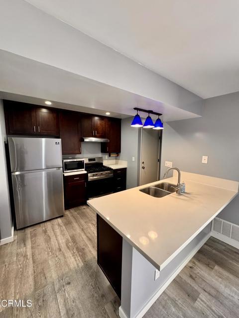 Building Photo - 812 Venwood Ave