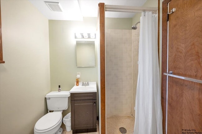 Building Photo - 3008 Blarney Stone Ln