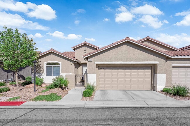 Primary Photo - Don't miss out on this super cute 2-bedroo...
