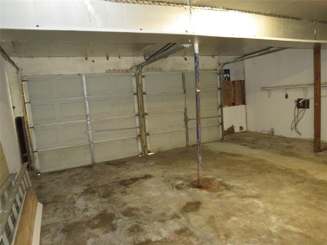 Building Photo - 11402 Sagedowne Ln
