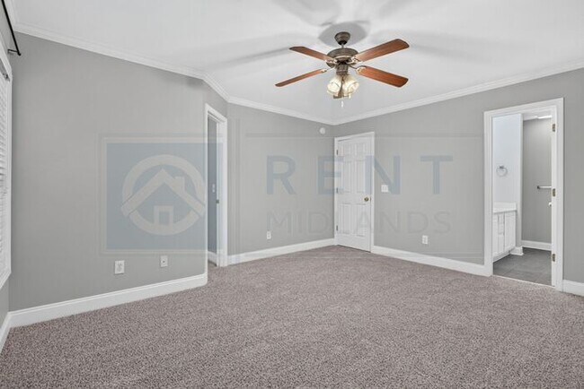 Building Photo - Townhouse in Hampton Forest