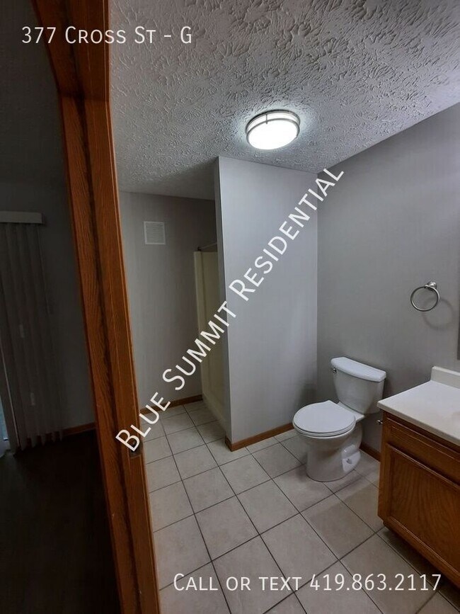 Building Photo - 377 Cross St