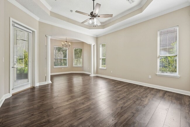 Building Photo - Luxury Living in Amelia National – Resort-...