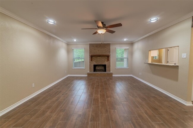 Building Photo - 14701 Cedar Ln Loop