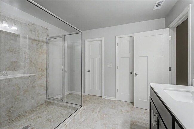 Building Photo - 1360 Sugar Glen Ct