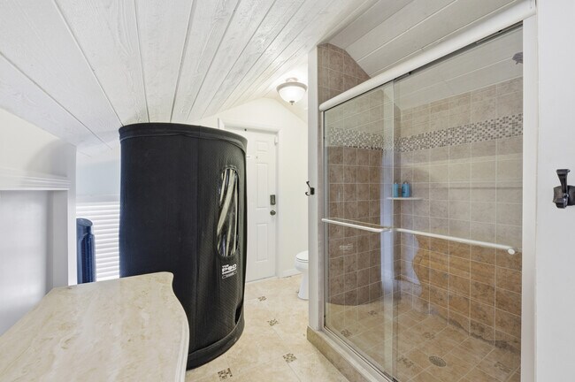 Building Photo - 117 S Palmway