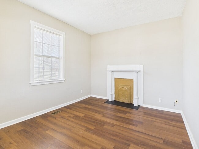 Building Photo - 1454 Ferndale Ave