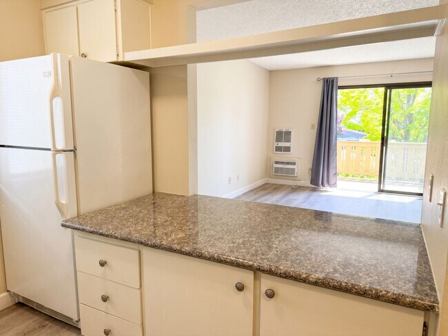 Building Photo - 101 Kinross Dr